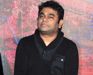 201503111721396939_Jai-Ho-Watch-Trailer-