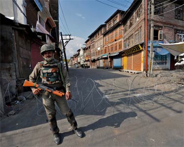 201607130942406985_Kashmir-violence-Prot