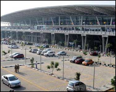 201607260110543204_Chennai-AirportGlass-