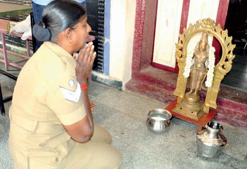 பண்டரிநாதன் கோவிலில் திருட்டு போன ஐம்பொன் சிலை மீட்பு பக்தர்கள் பரவசம்