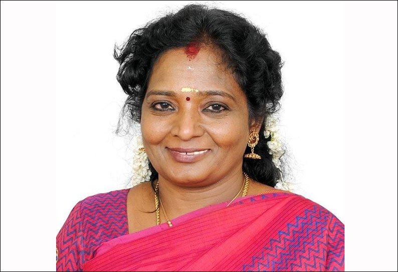 கவர்னருடன், டாக்டர் தமிழிசை சவுந்தரராஜன் திடீர் சந்திப்பு கவர்னருடன், டாக்டர் தமிழிசை சவுந்தரராஜன் திடீர் சந்திப்பு