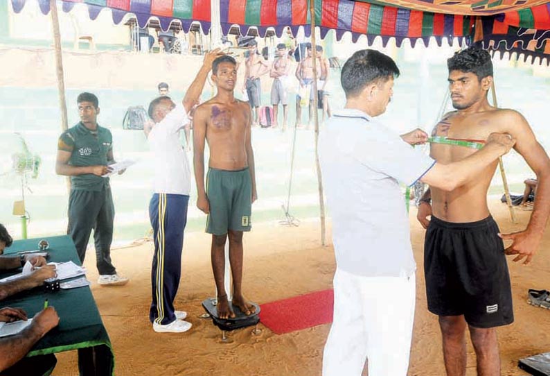 பெரம்பலூரில் தொடங்கிய ராணுவ ஆள்சேர்ப்பு முகாமில் இளைஞர்கள் குவிந்தனர்