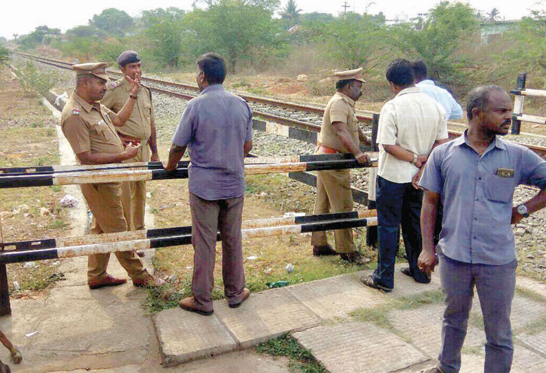 தண்டவாளத்தில் குண்டு வைத்த மர்ம நபர்கள் யார்? தனிப்படை போலீசார் தீவிர விசாரணை