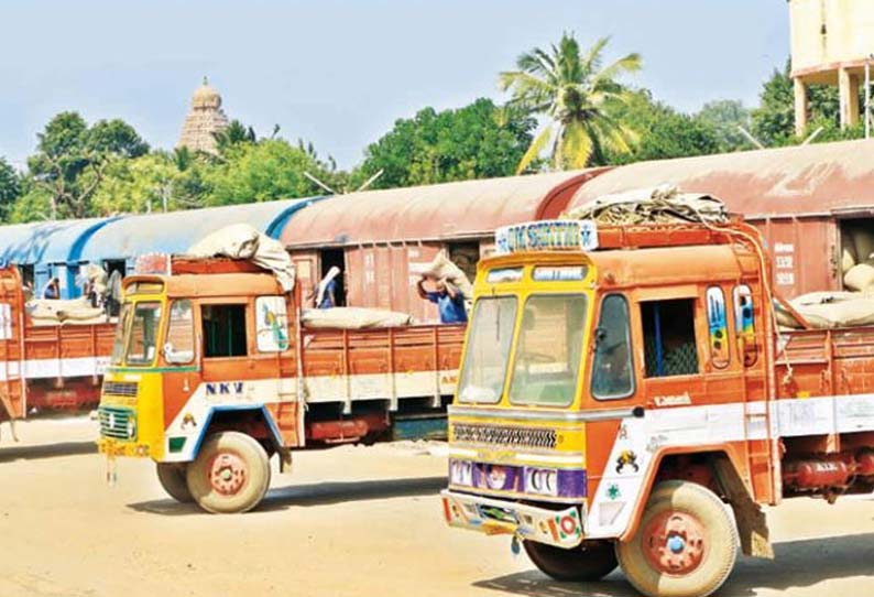 நீடாமங்கலத்தில் இருந்து திருவள்ளூருக்கு அரவைக்காக 1,000 டன் நெல் சரக்கு ரெயிலில் அனுப்பப்பட்டது