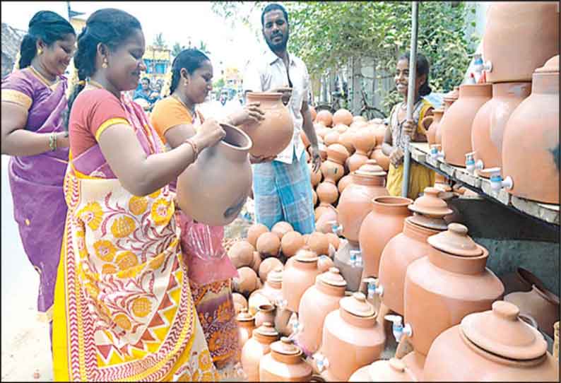 கடலூரில் மண்பானை விற்பனை அமோகம்