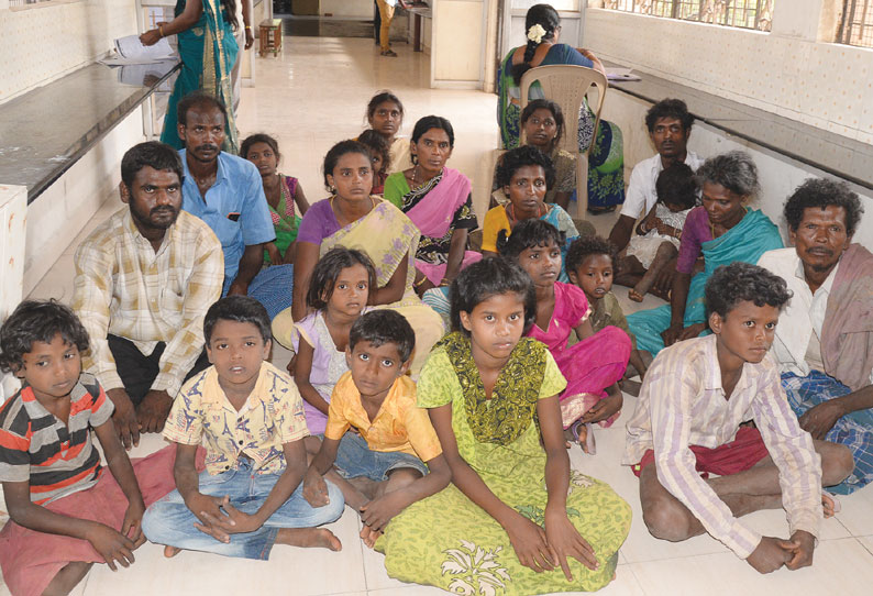 குடியாத்தம் அருகே செங்கல் சூளையில் கொத்தடிமைகளாக இருந்த 22 பேர் மீட்பு