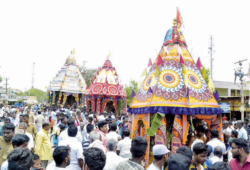 மகாசக்தி மாரியம்மன் கோவில்களில் தேரோட்டம்