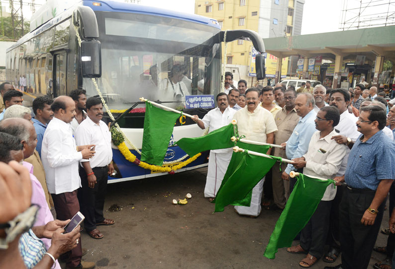 புதுச்சேரி - கடலூர் இடையே பேட்டரியில் இயங்கும் ஏ.சி. பஸ் சோதனை ஓட்டம்