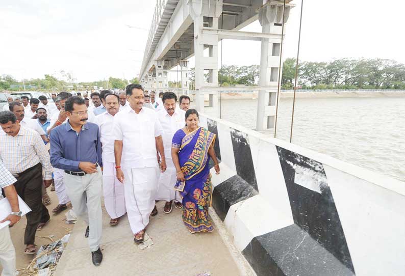 வாய்க்காலில் ஏற்பட்ட உடைப்பை சீரமைத்த பின்னர் கடை மடை பகுதி வரை தண்ணீர் சீராக செல்லும் அமைச்சர் பேட்டி