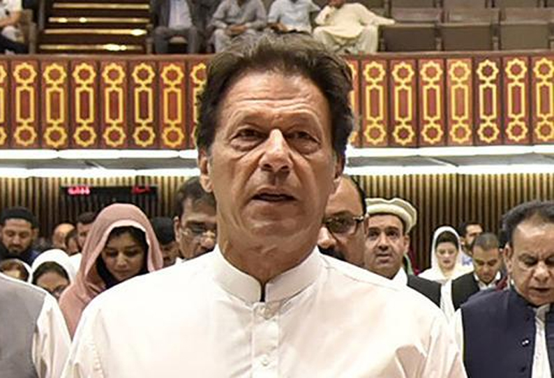 பாகிஸ்தான் பிரதமராக இம்ரான்கான் தேர்வு செய்யப்பட்டார் பாகிஸ்தான் பிரதமராக இம்ரான்கான் தேர்வு செய்யப்பட்டார்