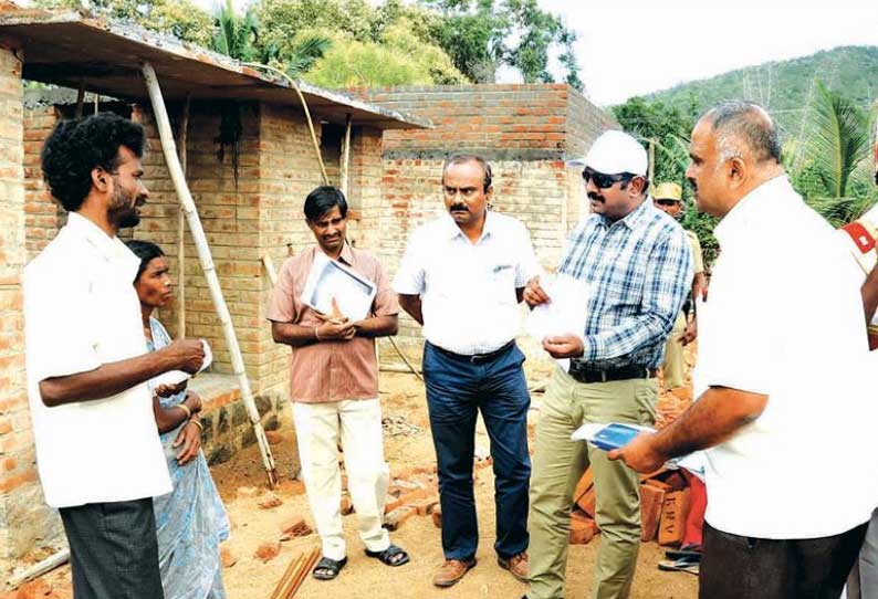 கெலமங்கலம் ஒன்றியத்தில் வளர்ச்சி திட்ட பணிகளை கலெக்டர் ஆய்வு