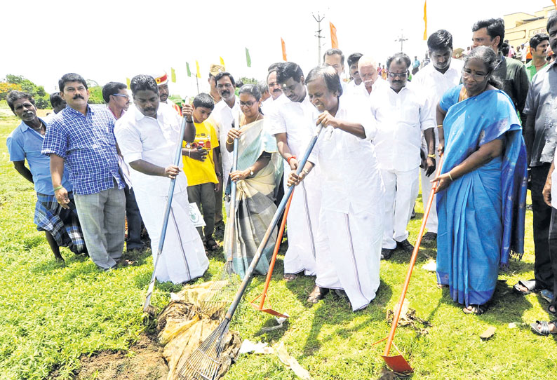 திருவள்ளூரில் பிளாஸ்டிக் ஒழிப்பு விழிப்புணர்வு பிரசாரம் அமைச்சர் பென்ஜமின் தொடங்கி வைத்தார்