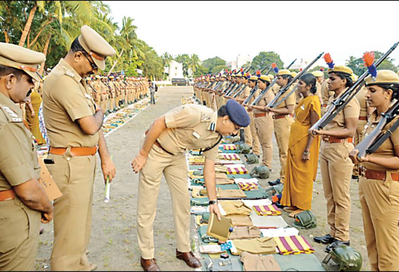 விழுப்புரத்தில் போலீஸ் உபகரணங்களை டி.ஐ.ஜி. ஆய்வு