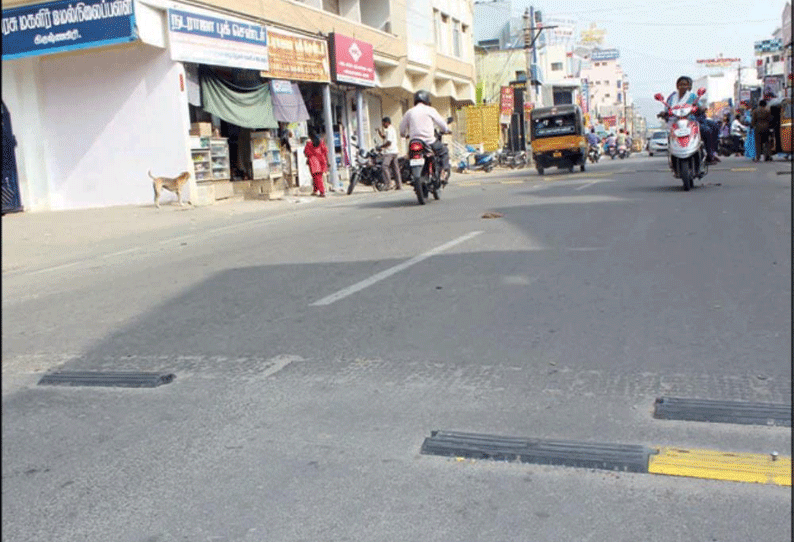 4 நாட்களில் சேதமடைந்தது: கிருஷ்ணகிரி சாலைகளில் மோசமான வேகத்தடைகள் வாகன ஓட்டிகள் கடும் அவதி