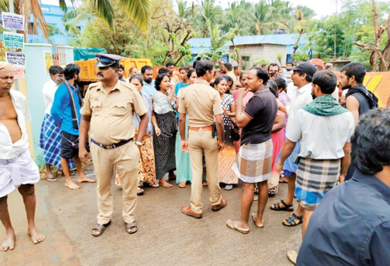 கன்னியாகுமரி அருகே மீன் ஏற்றி சென்ற 11 டெம்போக்கள் சிறைபிடிப்பு