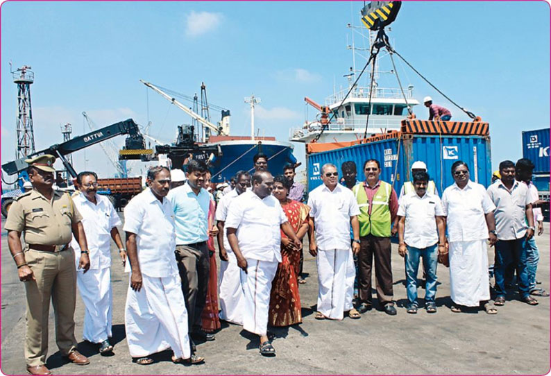 சுற்றுச்சூழல் பாதிக்காத வகையில் பொருட்களை ஏற்றுமதி செய்ய தொழில் முனைவோர் முன்வர வேண்டும், அமைச்சர் கந்தசாமி வேண்டுகோள்