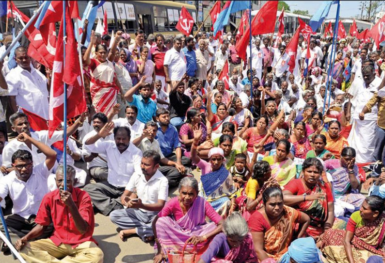 மதுரையில் ரெயில் மறியலுக்கு முயன்ற மார்க்சிஸ்ட் கம்யூனிஸ்டு கட்சியினர் உள்பட 350 பேர் கைது