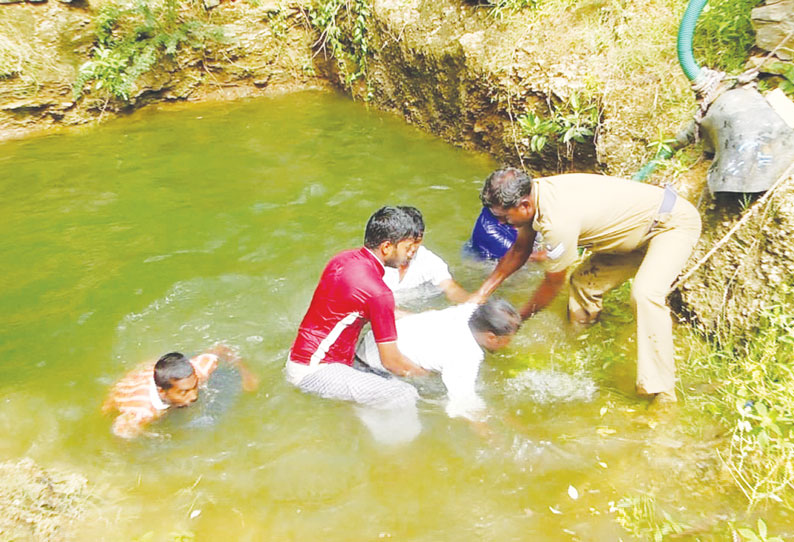 சேலம் 8 வழி பசுமை சாலைக்கு கடும் எதிர்ப்பு: 2 விவசாயிகள் கிணற்றில் குதித்து தற்கொலை முயற்சி