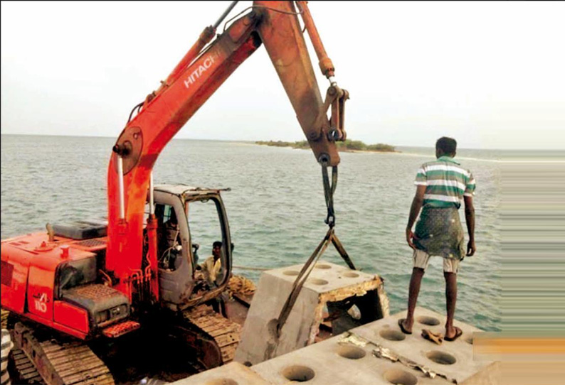 அழிந்து வரும் வான்தீவை காப்பாற்ற அரண் அமைப்பு