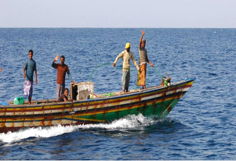 இலங்கை அரசால் விடுதலை செய்யப்பட்ட மீனவர்கள் இன்று ராமேசுவரம் வருகின்றனர்