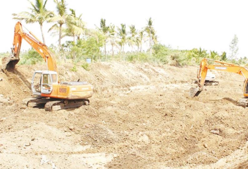 குமாரமங்கலம் காட்டுவாரி மராமத்து பணியை விவசாயிகள் தடுத்து நிறுத்தியதால் பரபரப்பு