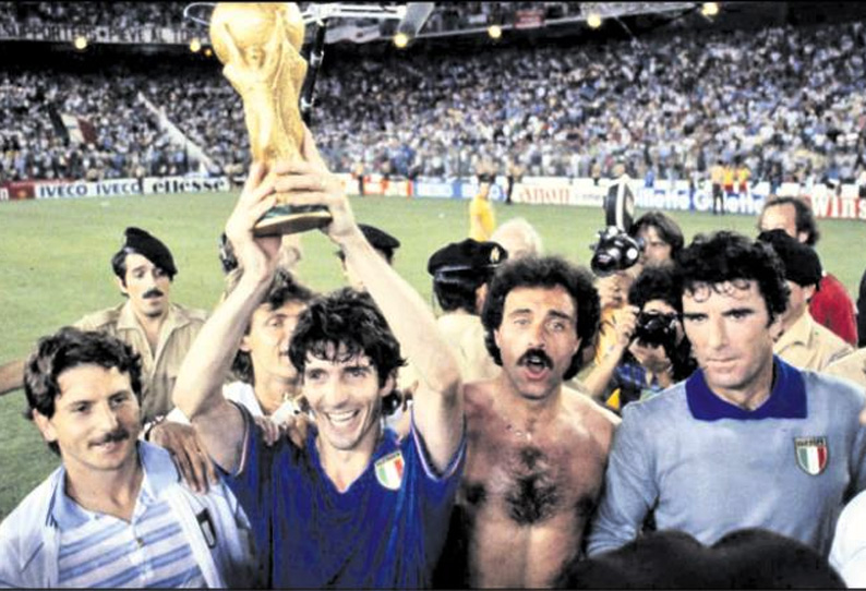 12-வது உலக கோப்பை 1982 (சாம்பியன் இத்தாலி)