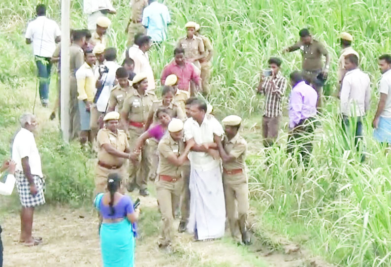 8 வழி பசுமைச்சாலைக்காக நிலம் அளவீடு பணி போலீஸ் பாதுகாப்புடன் நடந்தது