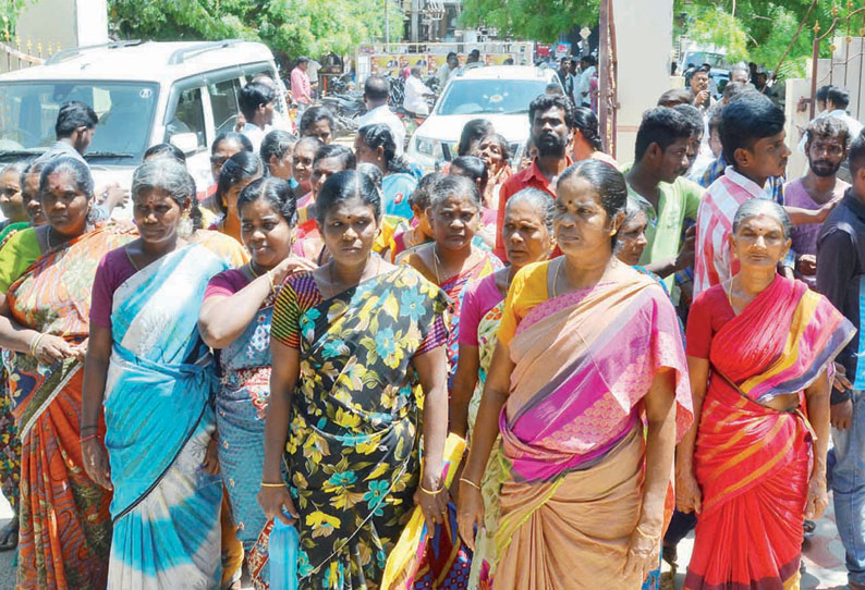 தூத்துக்குடி போராட்டத்துக்காக மக்கள் அதிகாரம் அமைப்பினர் இளைஞர்களை மூளைச்சலவை செய்தனர் சட்டப்பணிகள் ஆணைக்குழுவிடம் மீனவர்கள் பரபரப்பு புகார்