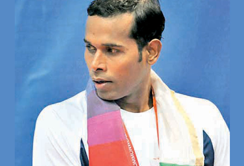 நீச்சல் வீராங்கனைகளை வீடியோ எடுத்த இந்திய பாரா நீச்சல் வீரர் பிரசாந்த கர்மாகருக்கு 3 ஆண்டுகள் தடை