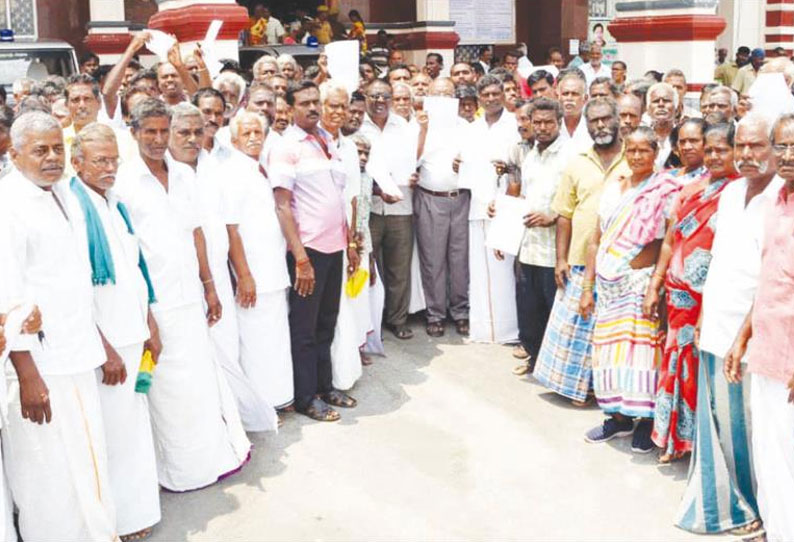 துப்புரவு பணியாளர்களுக்கு அரசு நிர்ணயித்த குறைந்தபட்ச ஊதியம் வழங்க வேண்டும்