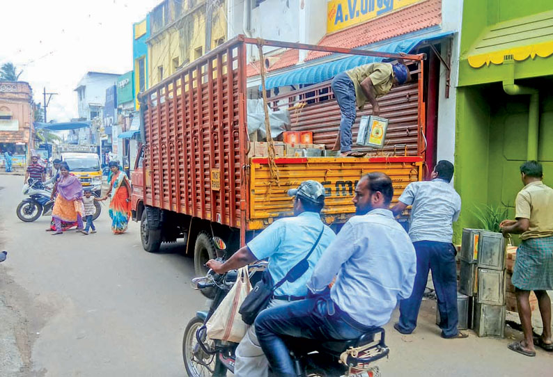 நாளுக்குநாள் அதிகரிக்கும் போக்குவரத்து நெரிசல்