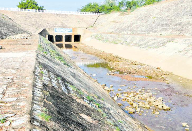 கண்டலேறு அணையில் இருந்து பூண்டி ஏரிக்கு தண்ணீர் திறப்பு நிறுத்தம்