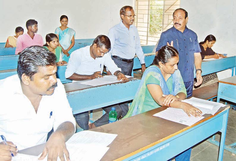 தமிழ்நாடு அரசு பணியாளர் தேர்வாணைய போட்டித்தேர்வை தஞ்சை மாவட்டத்தில் 4,292 பேர் எழுதினர்