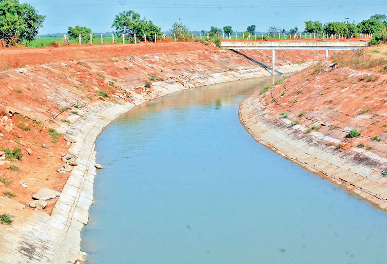 பூண்டியில் இருந்து செம்பரம்பாக்கம் ஏரிக்கு திறந்து விடப்படும் தண்ணீர் குறைப்பு