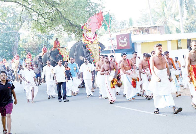 கூட்டாலுமூடு பத்ரேஸ்வரி அம்மன் கோவிலில் பால்குட ஊர்வலம்