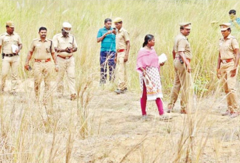 கொள்ளிடம் ஆற்றில் இளம்பெண் கொன்று புதைக்கப்பட்டாரா? எலும்புகளை கைப்பற்றி போலீசார் விசாரணை