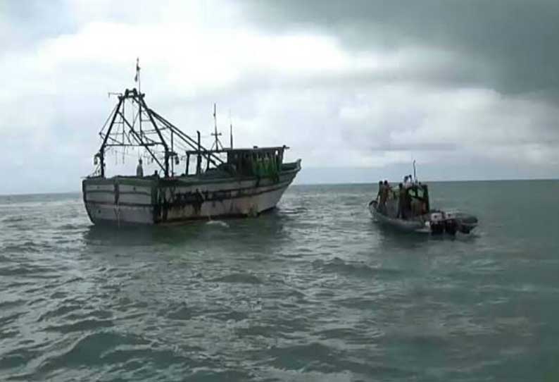 புழல் சிறையில் இருந்து இலங்கை மீனவர்கள் 5 பேர் விடுதலை