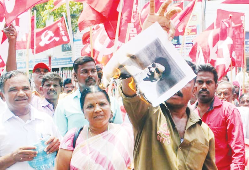 மக்கள் மேடை அமைப்பினர் ஆர்ப்பாட்டம் முதல்-அமைச்சர் உருவப்படம் எரிப்பு