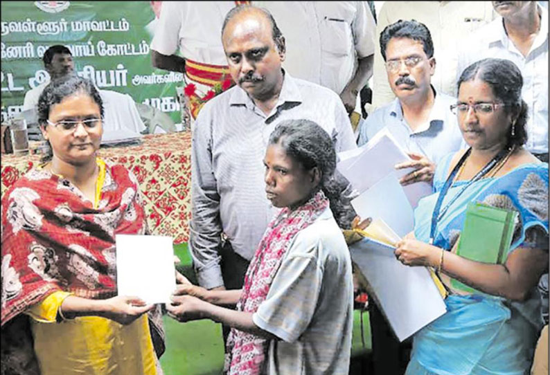 அரசு நிலத்தில் ஆக்கிரமிப்புகளை அகற்ற நடவடிக்கை கலெக்டர் தகவல்