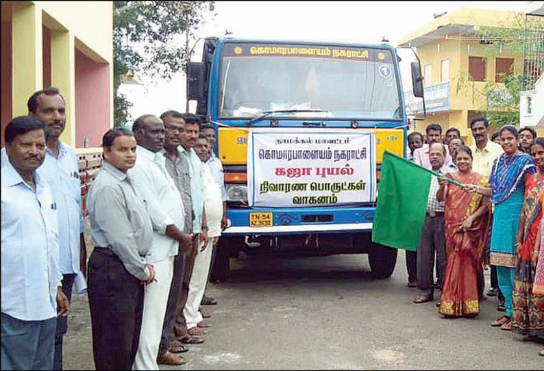 புயலால் பாதிக்கப்பட்ட மக்களுக்கு நிவாரண பொருட்கள் அனுப்பி வைப்பு