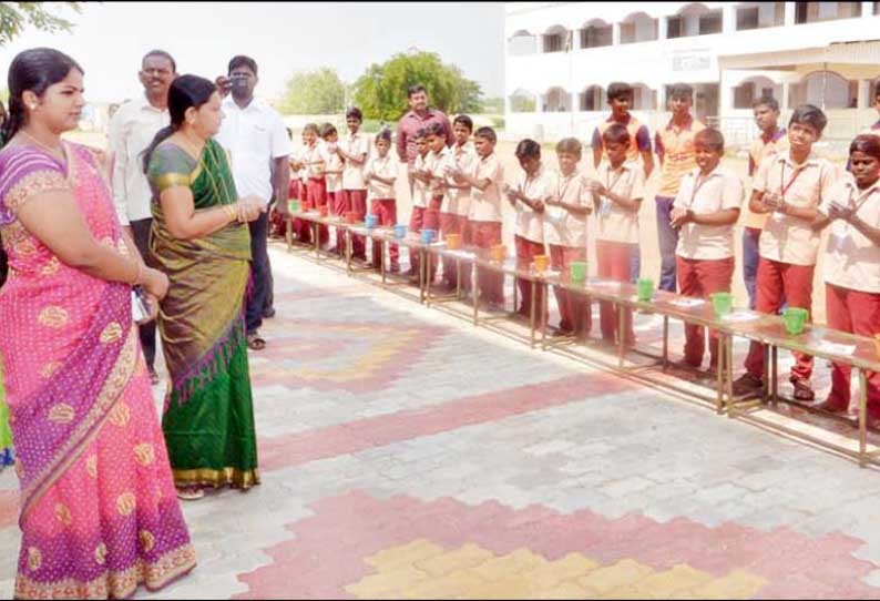 “மாணவர்கள் கைகழுவும் பழக்கத்தை கடைபிடிக்க வேண்டும்”-கலெக்டர் ஷில்பா வேண்டுகோள்