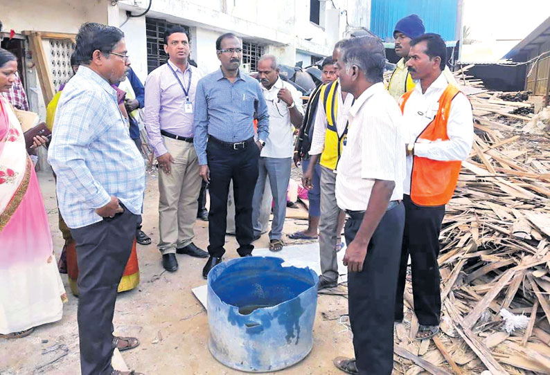 சுகாதார சீர்கேடு 3 தனியார் தொழிற்சாலைகளுக்கு ரூ.2¼ லட்சம் அபராதம்