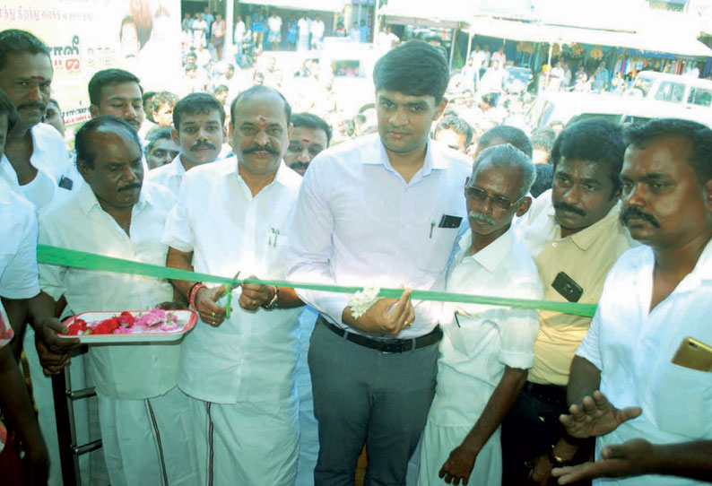 கயத்தாறு நகருக்குள் அனைத்து பஸ்களும் வந்து செல்ல ஏற்பாடு அமைச்சர் கடம்பூர் ராஜூ தகவல்