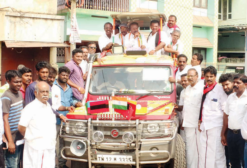 ‘நீட் தேர்வை ரத்து செய்ய கை சின்னத்தில் வாக்களியுங்கள்’ தேர்தல் பிரசாரத்தில் எச்.வசந்தகுமார் பேச்சு