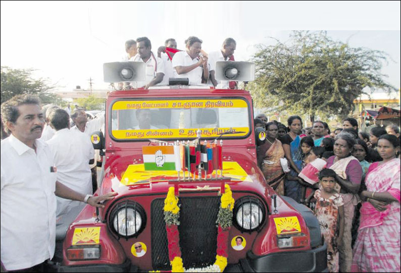 நாங்குநேரி சிறப்பு பொருளாதார மண்டல பணிகளை துரிதப்படுத்த நடவடிக்கை தி.மு.க. வேட்பாளர் ஞானதிரவியம் வாக்குறுதி