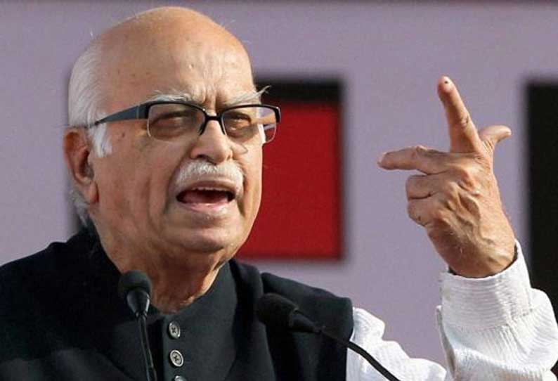 பா.ஜனதாவை எதிர்ப்பவர்கள் தேசவிரோதிகள் அல்ல அத்வானி கருத்துக்கு சிவசேனா ஆதரவு