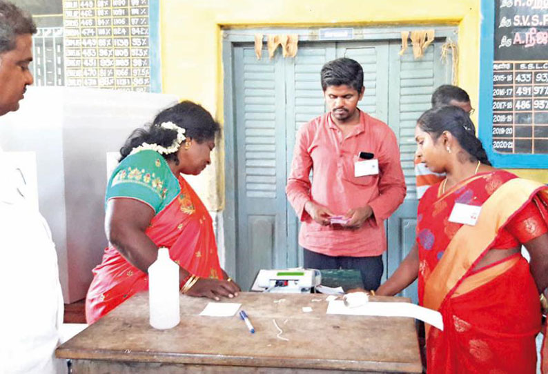 அ.தி.மு.க. கூட்டணியினர் முறைகேடுகளில் ஈடுபட்டதாக புகார்: “மு.க.ஸ்டாலினின் தோல்வி பயத்தை காட்டுகிறது” தமிழிசை சவுந்தரராஜன் பேட்டி அ.தி.மு.க. கூட்டணியினர் முறைகேடுகளில் ஈடுபட்டதாக புகார்: “மு.க.ஸ்டாலினின் தோல்வி பயத்தை காட்டுகிறது” தமிழிசை சவுந்தரராஜன் பேட்டி