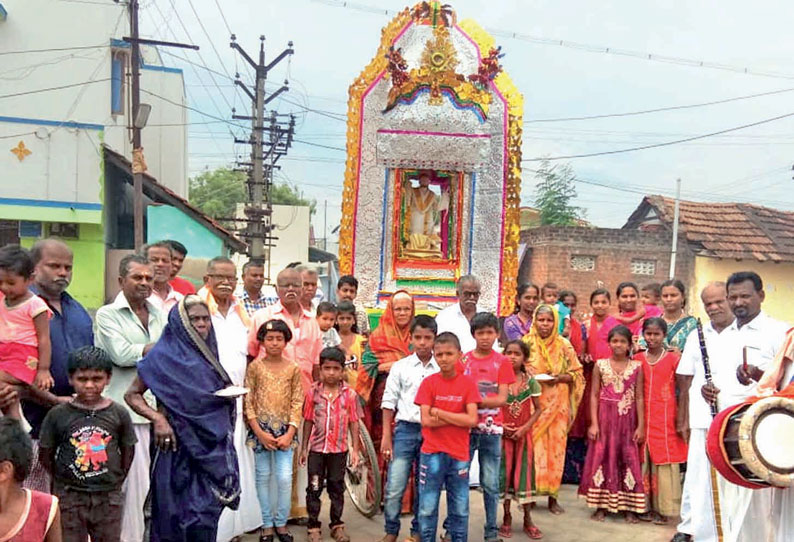 கோவில்பட்டியில் ஈஸ்டர் பண்டிகை கொண்டாட்டம்