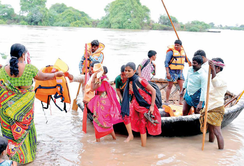 கிருஷ்ணா ஆற்றில் கடும் வெள்ளப்பெருக்கு வடகர்நாடகத்தில் 5 மாவட்டங்கள் நீரில் தத்தளிப்பு மீட்பு பணிகளில் ராணுவ வீரர்கள்