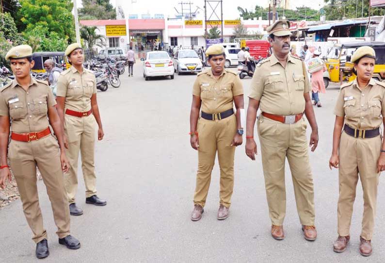 காஷ்மீர் மாநிலத்துக்கான சிறப்பு அந்தஸ்து ரத்து செய்யப்பட்டதால் அசம்பாவிதங்களை தடுக்க திருப்பூரில் பலத்த போலீ்ஸ் பாதுகாப்பு